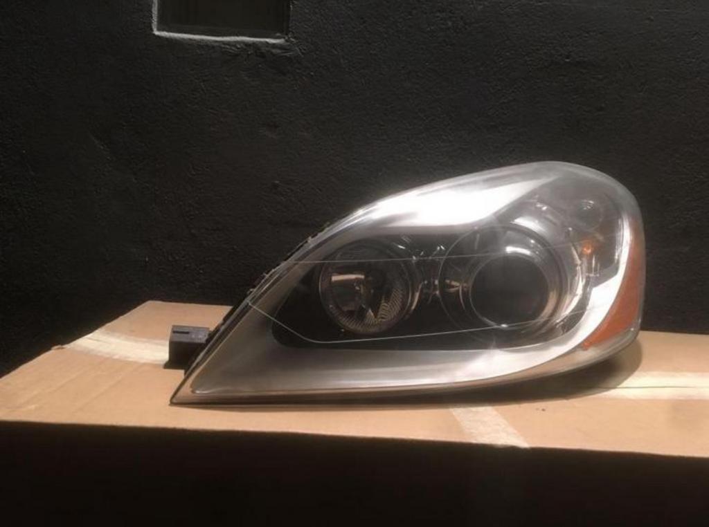 Phare gauche XÉNON Volvo Xc60 ph.1+2 année 2008-17 bon état, Autos : Pièces & Accessoires, Enlèvement ou Envoi, Utilisé, Volvo