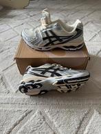 Chaussures Asics, Enfants & Bébés, Vêtements de bébé | Chaussures & Chaussettes, Enlèvement ou Envoi, Comme neuf