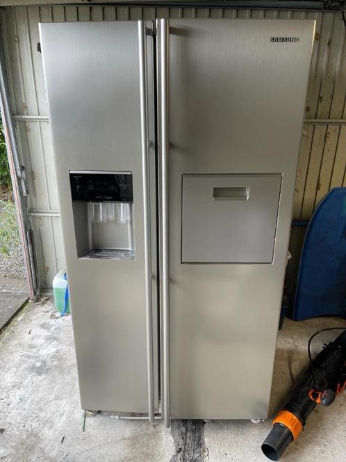 Réfrigérateur américain Samsung RSA1ZTVG, Electroménager, Réfrigérateurs & Frigos, Utilisé, Avec compartiment congélateur, 200 litres ou plus