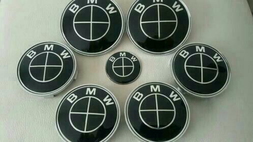 Bmw emblemen set van 7 logo's full zwart g20 g30 e60 e90 e39, Auto diversen, Tuning en Styling, Ophalen of Verzenden