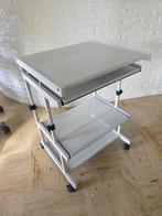 *meerdere* Apparaten instrumenten tafels, Enlèvement