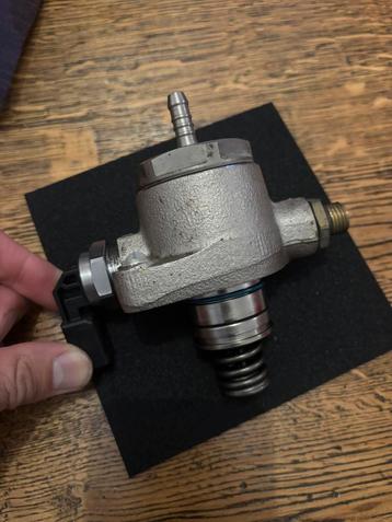 Hogedrukpomp Volkswagen golf 7 gti 06L 127 025 H beschikbaar voor biedingen