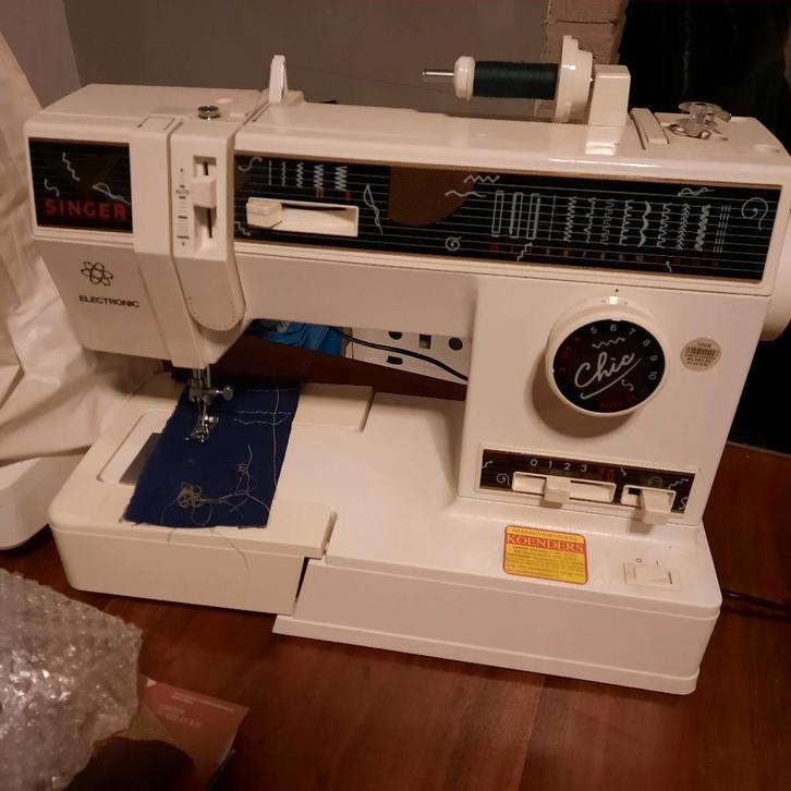 degelijke naaimachine singer, Hobby & Loisirs créatifs, Machines à coudre & Accessoires, Utilisé, Machine à coudre, Singer, Enlèvement