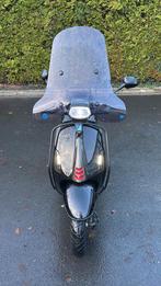 Vespa sprint a klasse, Vélos & Vélomoteurs, Enlèvement, Comme neuf