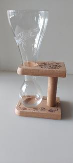 Kwakglas in houten houder nieuw., Enlèvement ou Envoi, Neuf, Verre ou Verres, Autres marques