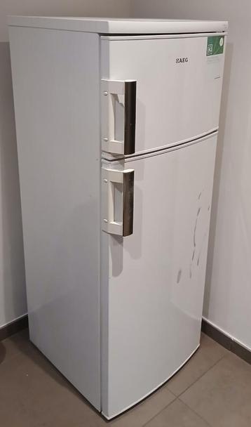 Koelkast Met Diepvriezer AEG Nog In Goede Staat  beschikbaar voor biedingen