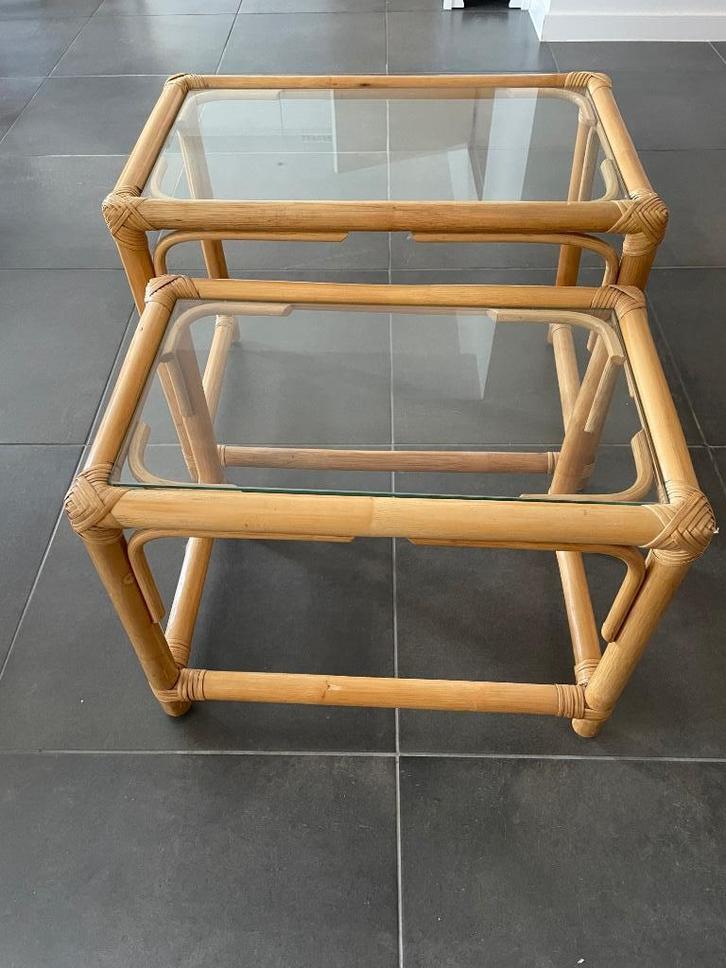 Bamboe bijzettafels met glas (2stuks), Huis en Inrichting, Tafels | Bijzettafels, Gebruikt, Rechthoekig, 45 tot 60 cm, 55 tot 75 cm