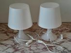 Paar witte tafellampen, eenvoudige en moderne stijl, 25 tot 50 cm, Wit, Ophalen of Verzenden, Zo goed als nieuw