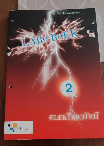 Labo elektriciteitsboek (nieuw) beschikbaar voor biedingen