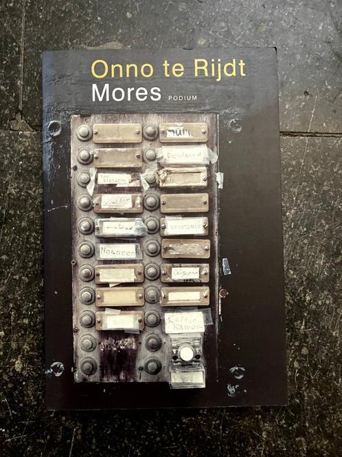 Mores - par Onno te Rijdt, Livres, Romans, Comme neuf, Pays-Bas, Enlèvement ou Envoi