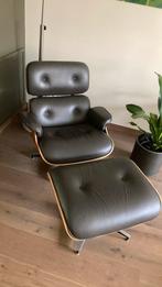 Eames lounge chair + ottoman, Ophalen, Metaal, Bruin, Vintage