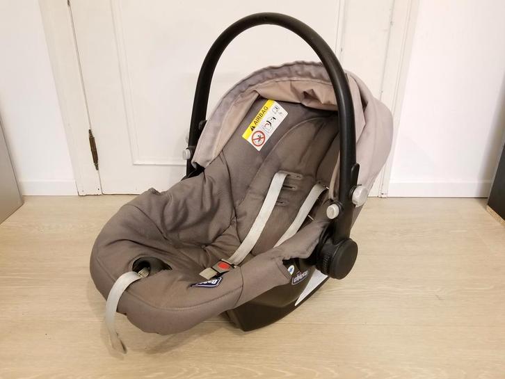Chicco maxi cosy met keurmerk., Kinderen en Baby's, Autostoeltjes, Zo goed als nieuw, Chicco, Isofix, Ophalen