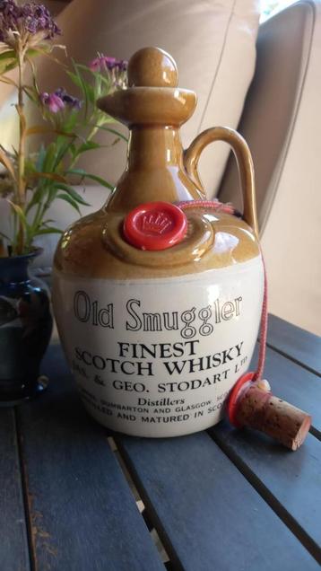 COLLECTIE VAN 20 WHISKYKANNEN beschikbaar voor biedingen
