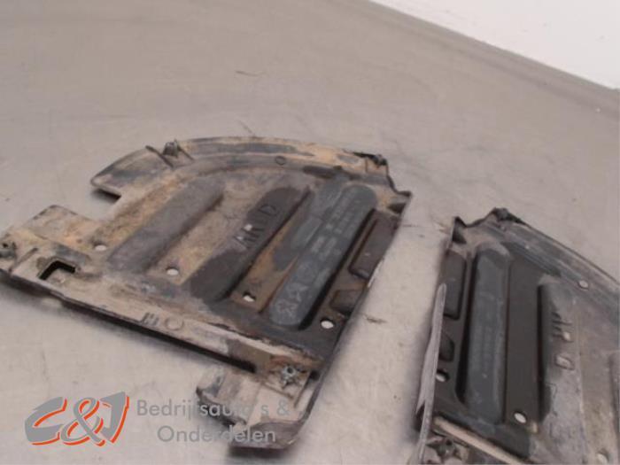 Passage de roue d'un Peugeot Expert, Autos : Pièces & Accessoires, Carrosserie & Tôlerie, Peugeot, Utilisé, 3 mois de garantie