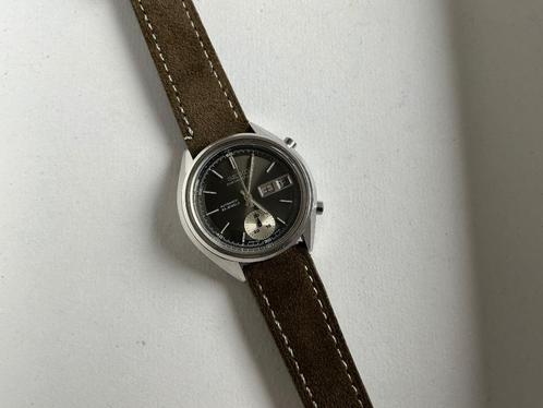 Excellente vintage Seiko 7018-7000 Flyback chrono, Bijoux, Sacs & Beauté, Bracelets, Utilisé, Acier, Argent, Enlèvement ou Envoi