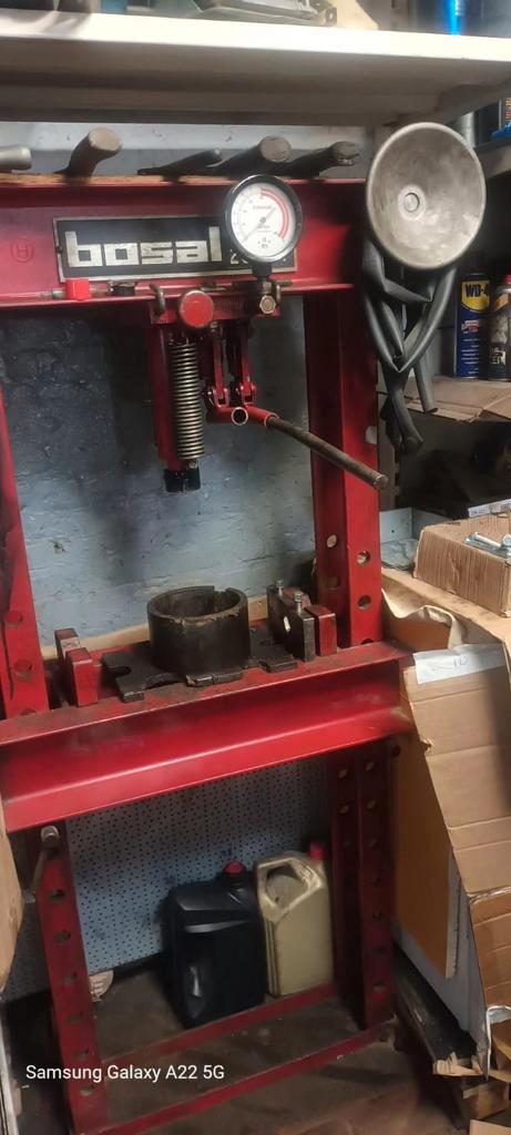Hydraulische pers (Bosal 20T-pers), Doe-het-zelf en Bouw, Gereedschap | Lasapparaten, Gebruikt, Ophalen