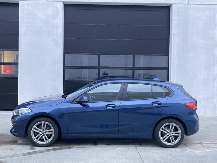 BMW 116i Hatch/LED/17"/DAB/PDC/AppleCarplay/2 Jaar Garantie, Auto's, BMW, Bedrijf, Te koop, 1 Reeks, ABS, Airbags, Airconditioning