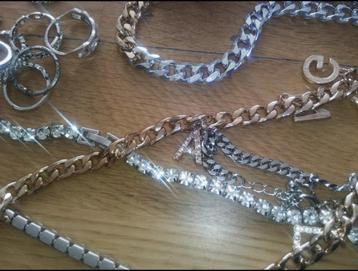 60 sieraden beschikbaar voor biedingen