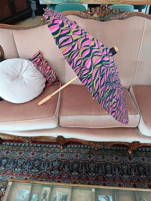Lilly Lark - Zonne parasol, Handtassen en Accessoires, Paraplu's, Ophalen of Verzenden