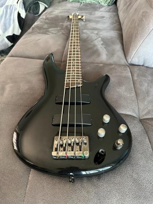 Ibanez SR300 met Right On strap en statief., Muziek en Instrumenten, Snaarinstrumenten | Gitaren | Bas, Gebruikt, Ophalen