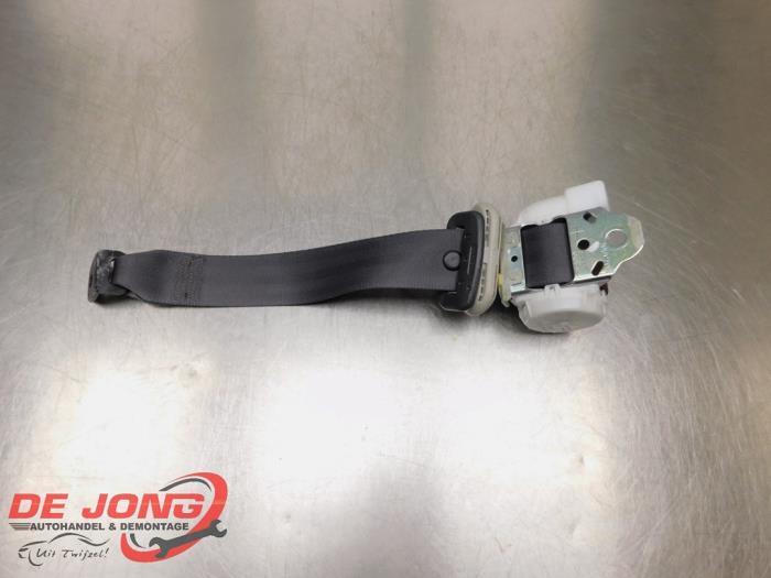 Veiligheidsgordel links-achter van een Suzuki SX-4, Auto-onderdelen, Interieur en Bekleding, Suzuki, Gebruikt, 3 maanden garantie