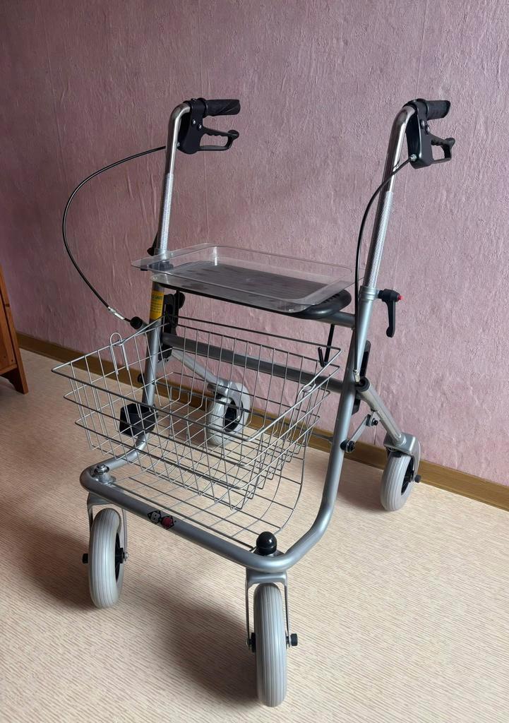 Déambulateur Rollator B pliable - 4 roues, Diversen, Rollators, Nieuw, Opvouwbaar, Ophalen