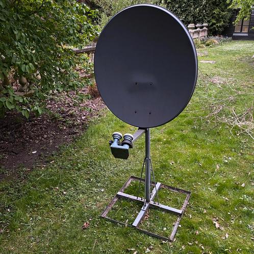 Schotelantenne op staander, Audio, Tv en Foto, Schotelantennes, Gebruikt, (Schotel)antenne, Overige merken, Ophalen