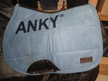 Zadeldekje Anky beschikbaar voor biedingen