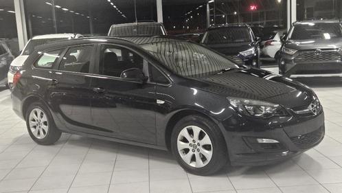 Opel Astra Cosmo Break 1.6 BENZINE 85Kw Euro 6D CAMERA Jaar, Auto's, Opel, Bedrijf, Astra, Achteruitrijcamera, Bluetooth, Climate control
