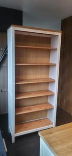 Ikea Hemnes kast, Enlèvement