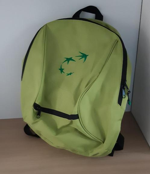 Nieuw: lichtgroene rugzak - 40 cm hoog, 30 cm breed, Handtassen en Accessoires, Tassen | Rugtassen, Nieuw, Ophalen of Verzenden