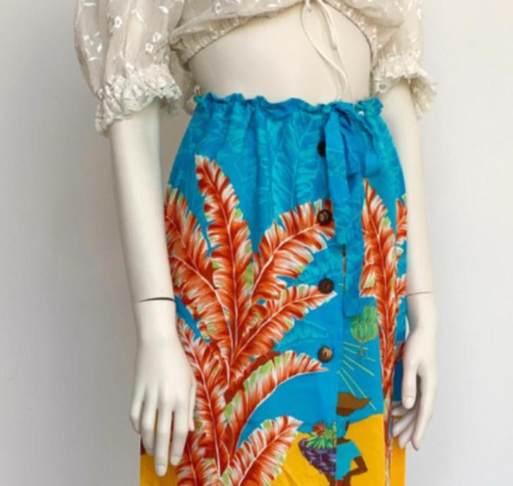 Beautiful vintage skirt with tropical print (size S/M), Kleding | Dames, Rokken, Zo goed als nieuw, Maat 36 (S), Geel, Knielengte
