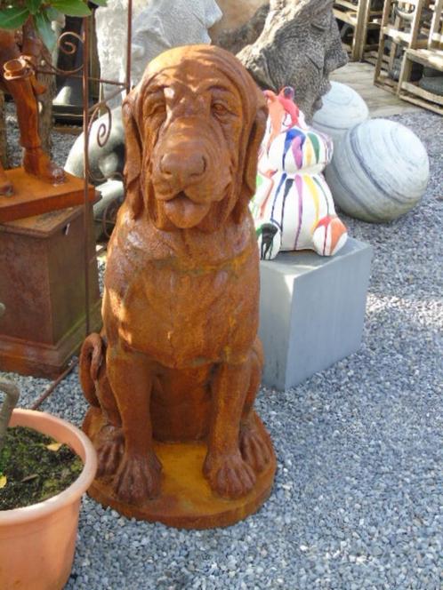 beeld van een roestige gietijzeren hond die zit, H: 1m20!!!, Tuin en Terras, Tuinbeelden, Nieuw, Dierenbeeld, Metaal, Ophalen