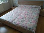Bedsprei voor bed van 180x200m. Draperies in dezelfde stof., Ophalen, Zo goed als nieuw