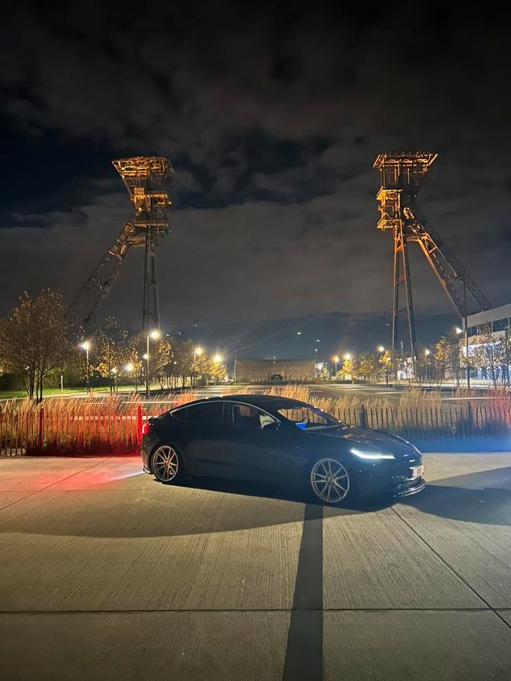 Tesla model 3 RWD 2024, Auto's, Tesla, Particulier, Model 3, Elektrisch, 4 deurs, Automaat, Zwart, Zwart, Alcantara, Achterwielaandrijving