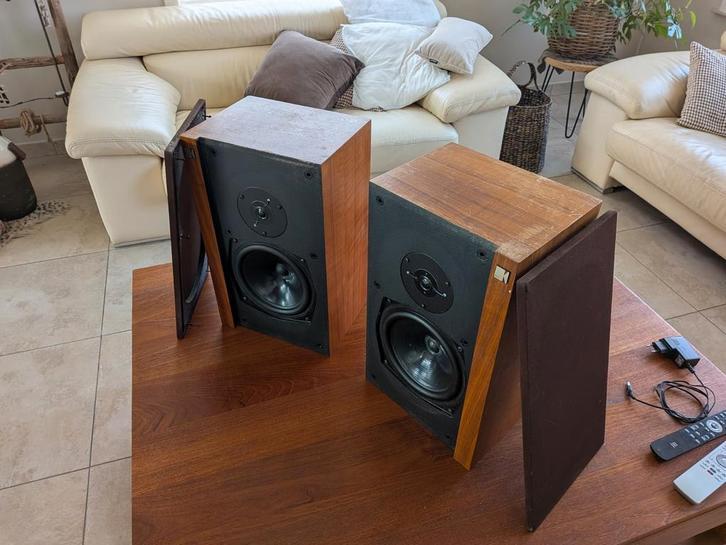 KEF Corelli SP1051 stereo speakers, Audio, Tv en Foto, Luidsprekerboxen, Gebruikt, Front, Rear of Stereo speakers, Minder dan 60 watt