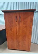 GRATIS op te halen,Tafel en 2 kasten, Articles professionnels, Enlèvement, Utilisé, Table