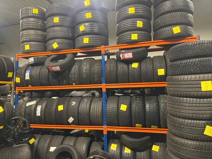 Tweedehands Banden 0493332228, Auto diversen, Onderhoudsmiddelen, Ophalen of Verzenden