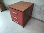 Nachtkast/ klein Ladekastje (Goede staat!), Huis en Inrichting, Ophalen, Gebruikt, 55 tot 70 cm, 45 tot 65 cm