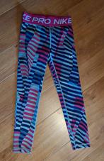 Nike sportlegging grijs/roze/blauw 128-137, Pantalon, NIKE, Enlèvement ou Envoi, Utilisé