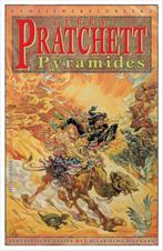 Pyramides, Ophalen of Verzenden, Gelezen, Terry Pratchett