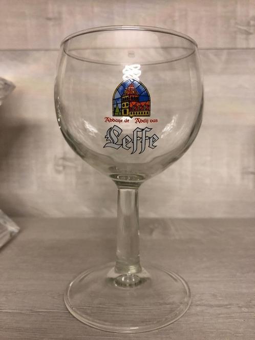 55/ 1 Mini verre à Leffe galopin 0,15l ballon, Collections, Verres & Petits Verres, Comme neuf, Verre à bière, Enlèvement ou Envoi