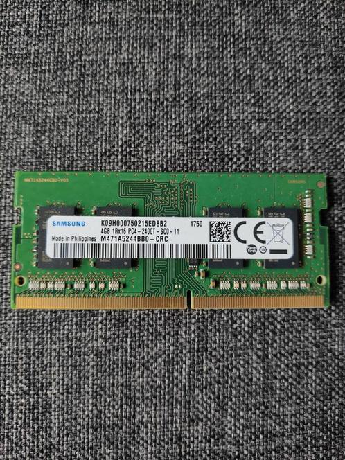 1 RAM pour ordinateur portable Samsung DDR4 2400 MHz, Informatique & Logiciels, Mémoire RAM, Comme neuf, Laptop, DDR4, Enlèvement ou Envoi