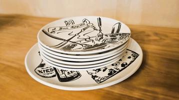 La fondue Savoyarde - 6 vintage fondue borden + schotel beschikbaar voor biedingen