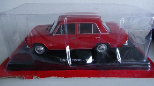 LADA 1200 NEUVE HACHETTE 1/24 en BLISTER ORIGINE, Hobby en Vrije tijd, Modelauto's | 1:24, Nieuw, Auto, Overige merken, Ophalen of Verzenden
