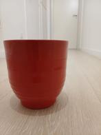 Rode bloempot, Ophalen