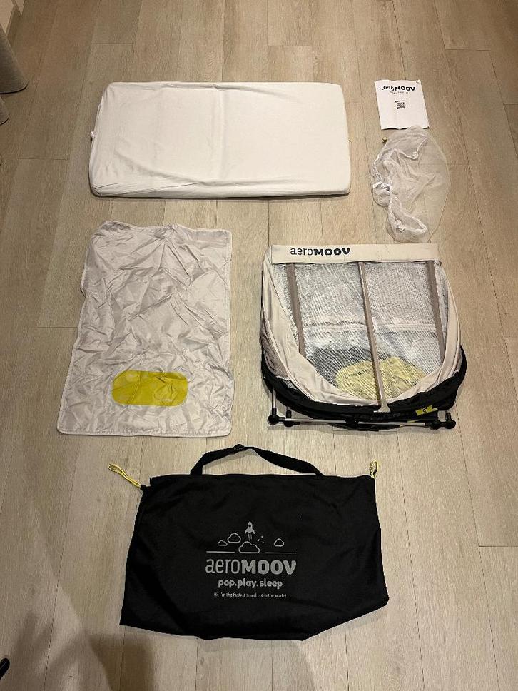 AeroMoov Reisbed Instant White Sand, Enfants & Bébés, Berceaux & Lits, Comme neuf, Lit de voyage, Enlèvement