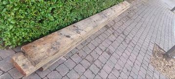 Baddingen, badders houten balken beschikbaar voor biedingen