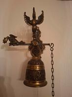 Antieke kloosterbel met engel en draak.., Ophalen