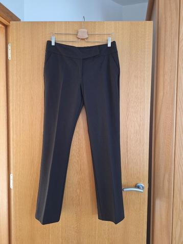 Klassevolle bruine broek DOME C.W. (maat 40) beschikbaar voor biedingen